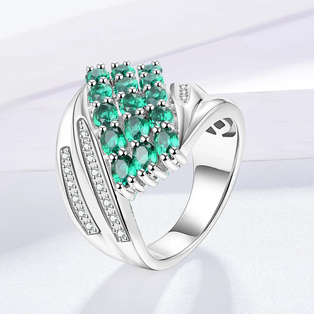 VVS1 Lab Grown Emerald Gemstone Ring