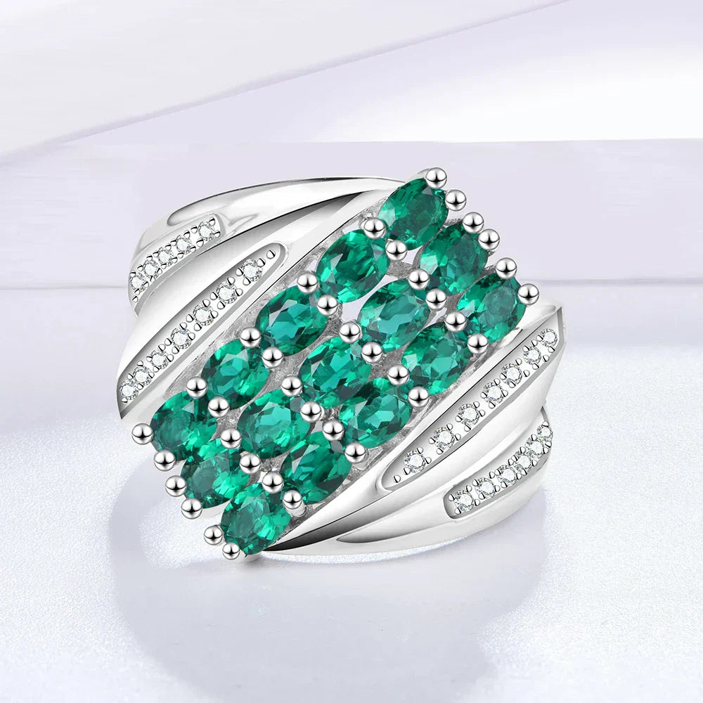 VVS1 Lab Grown Emerald Gemstone Ring