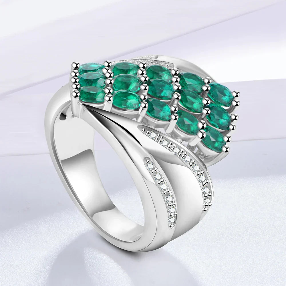 VVS1 Lab Grown Emerald Gemstone Ring