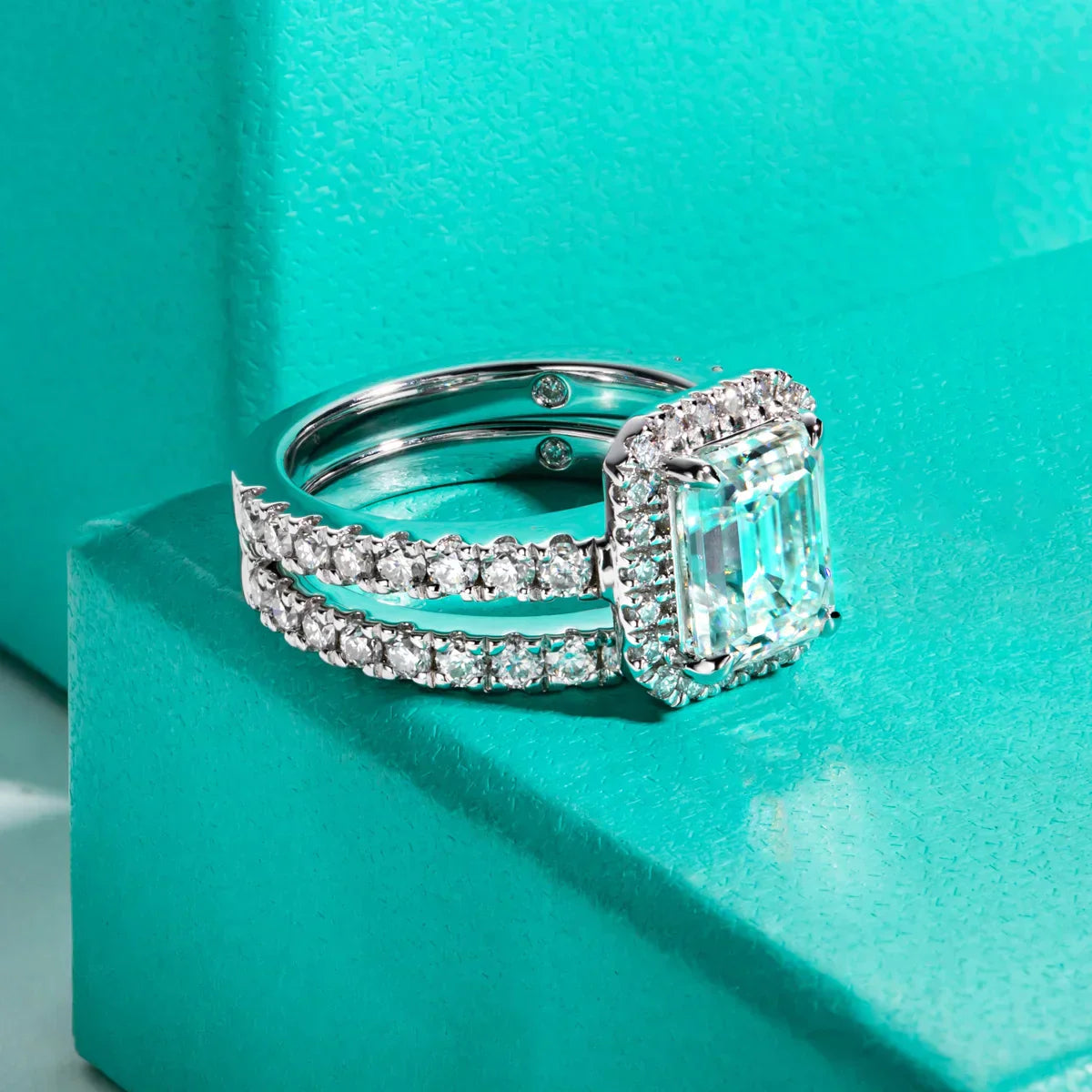 3CT Emerald Cut Moissanite Halo Bridal Ring Set