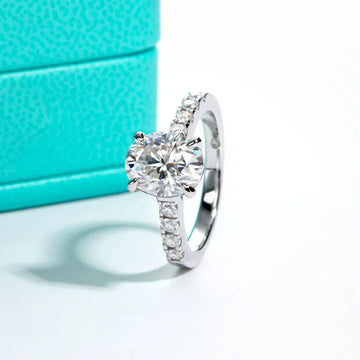 3 CT Oval Cut Moissanite Engagement Ring