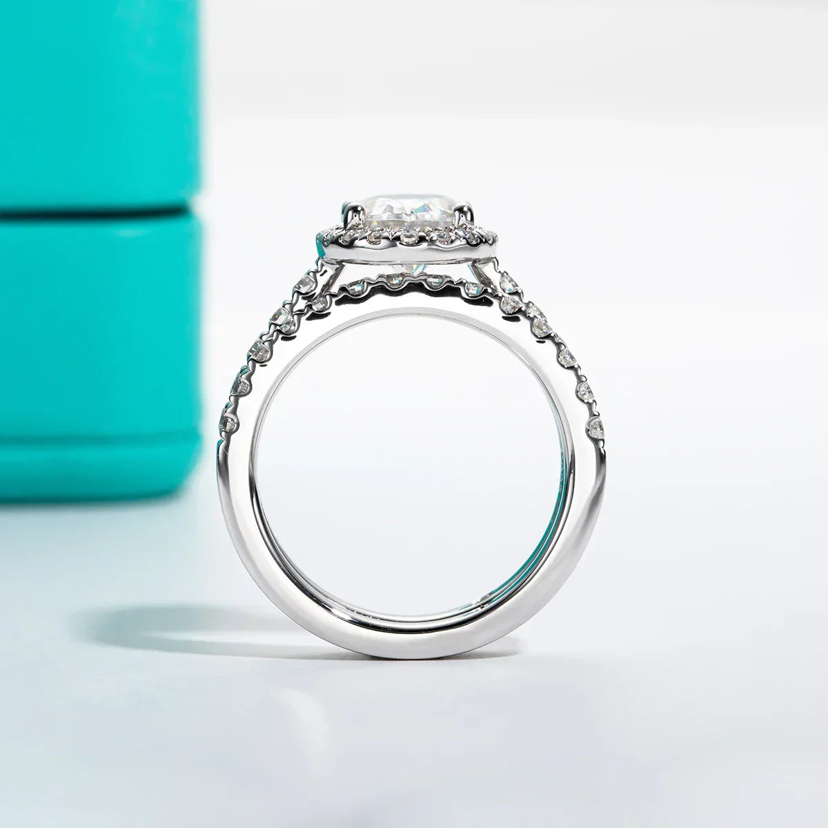 2 CT Oval Cut Moissanite Bridal Ring Set