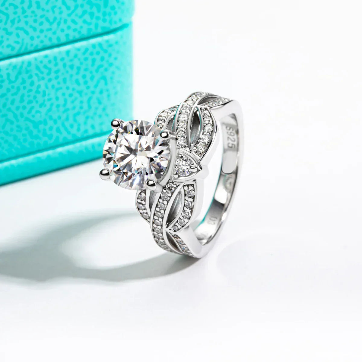 3CT Round Cut Moissanite Engagement Ring Set