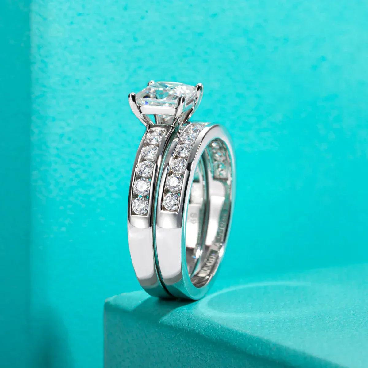 1.2 CT Princess & Round Cut Moissanite Engagement Ring Set