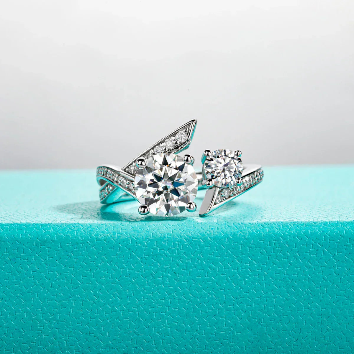 2 CT Moissanite Engagement Adjustable Ring