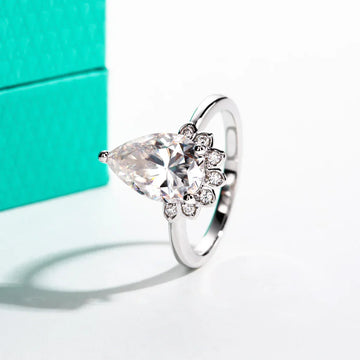 4CT Pear Cut D Color Moissanite Engagement Rings