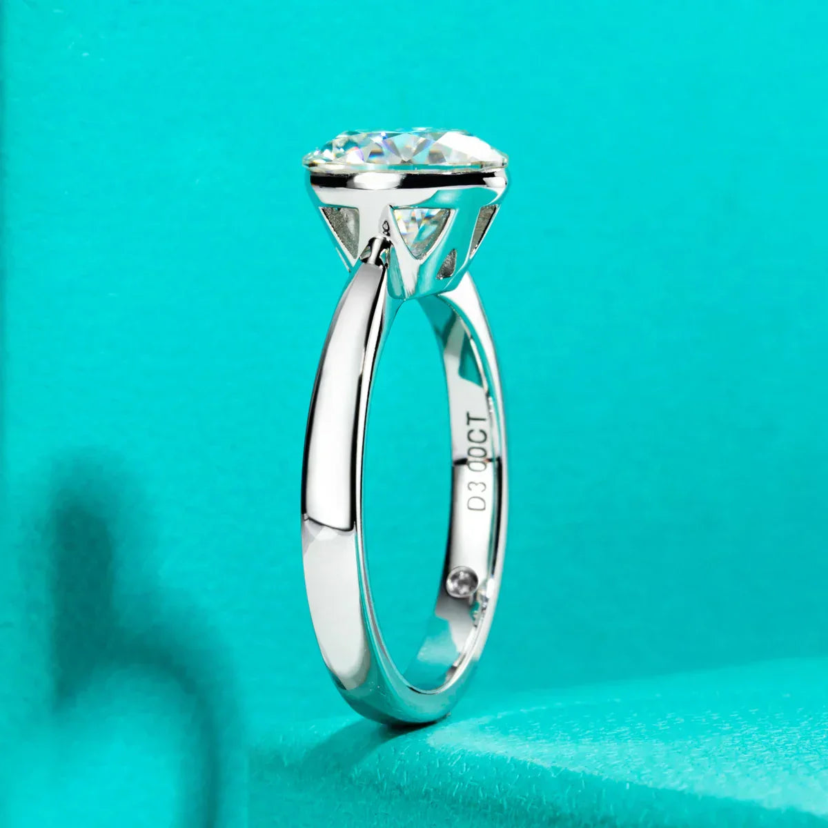 2CT/3CT Round Cut Moissanite Engagement Ring