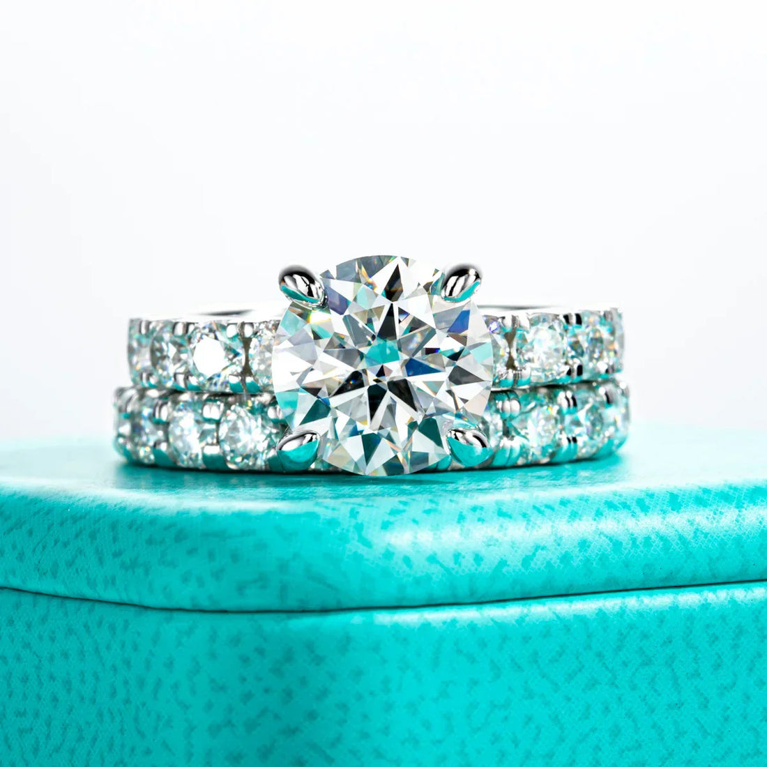 3.5 CT Round Cut Moissanite Engagement Ring Set