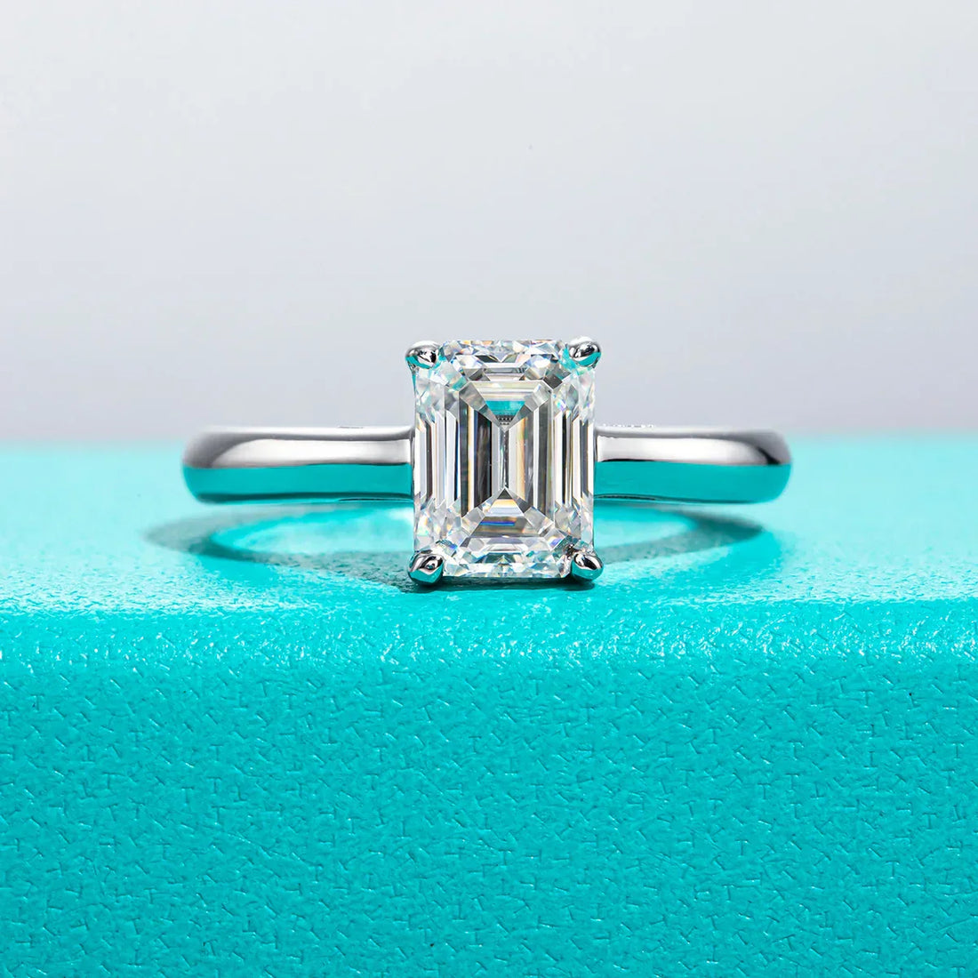 2 CT Emerald Cut Moissanite Engagement Ring